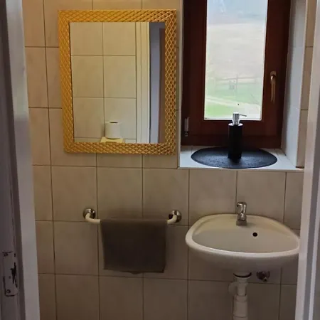 Prem Malom Vendeghaz * Bakonynána