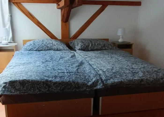 Prem Malom Vendeghaz * Bakonynána